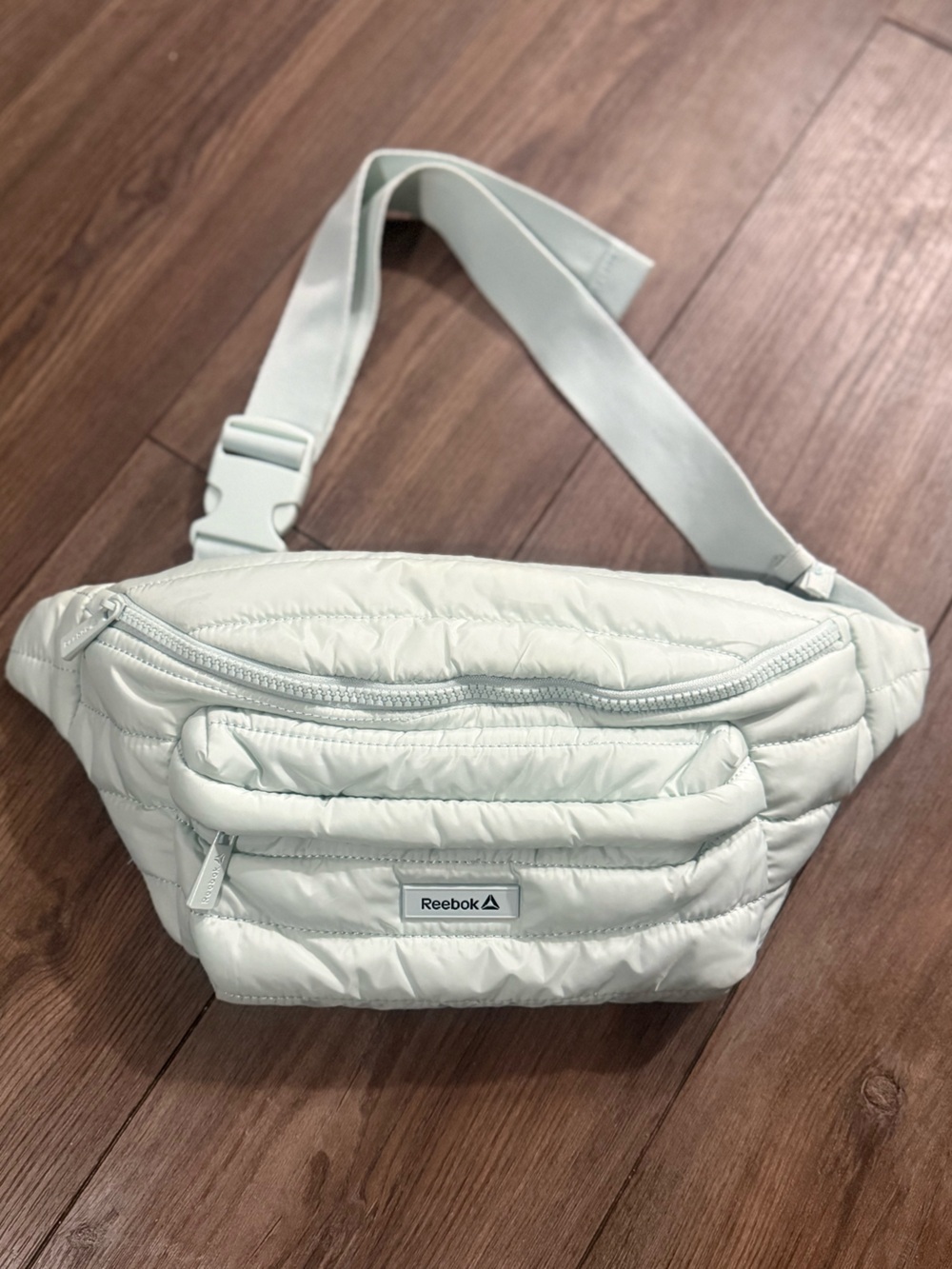 Reebok Women’s Rylan Quilted Fanny Pack Dusty Aqua Belt Bag Crossbody EUC